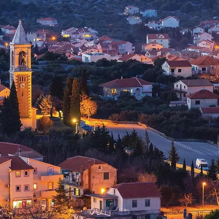 1 Bedroom Cozy In Tisno